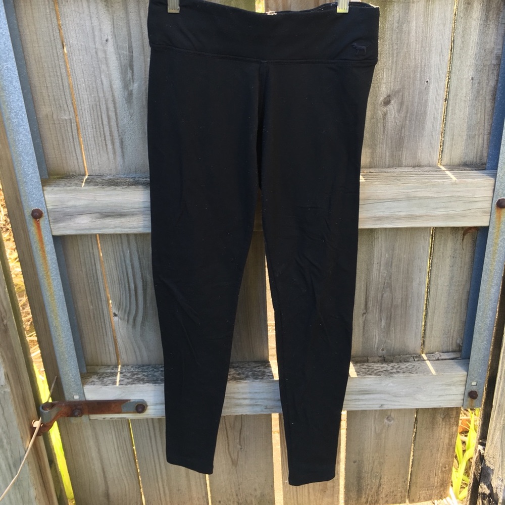 VS PINK black leggings!!